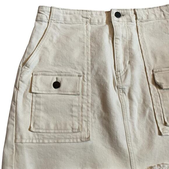Banana Republic Ecru White denim utility cargo mini skirt size small - Picture 2 of 7